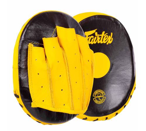 Міні-лапа боксерська зігнута тренувальна шкіра FAIRTEX 20x17x4.5см 2штуки кольори в асортименті