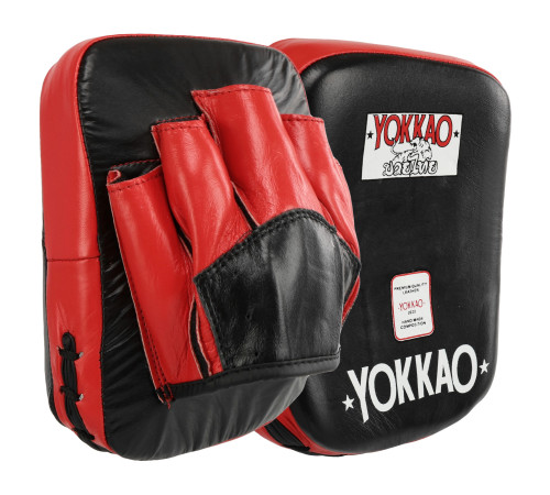 Лапа боксерська вигнута тренувальна шкіра YOKKAO 2шт кольори в асортименті