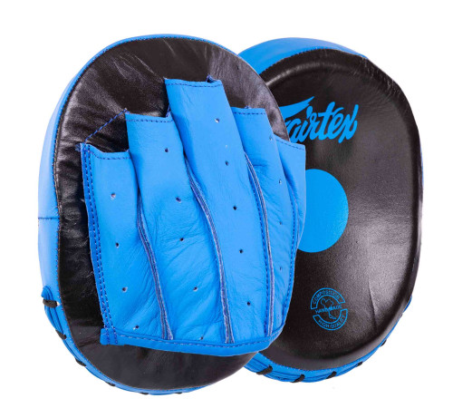 Міні-лапа боксерська зігнута тренувальна шкіра FAIRTEX 20x17x4.5см 2штуки кольори в асортименті
