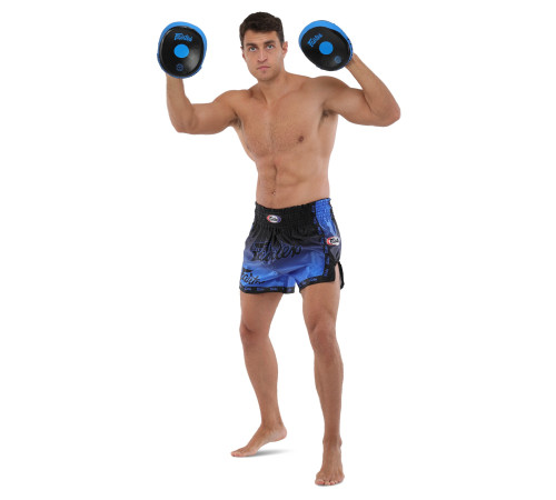 Міні-лапа боксерська зігнута тренувальна шкіра FAIRTEX 20x17x4.5см 2штуки кольори в асортименті