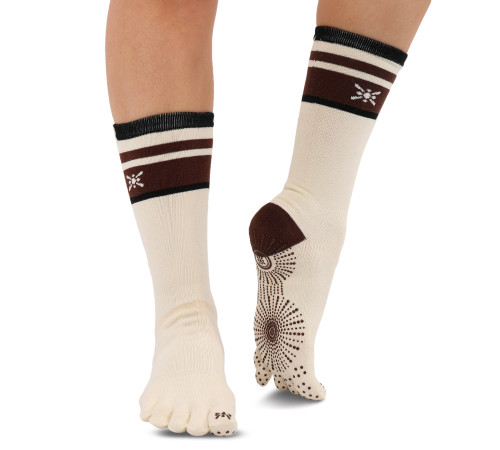 Гольфи для йоги та пілатесу із закритими пальцями нековзні BLOOM YOGA SOCKS розмір 36-41 кольори в асортименті