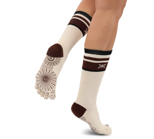 Гольфи для йоги та пілатесу із закритими пальцями нековзні BLOOM YOGA SOCKS розмір 36-41 кольори в асортименті