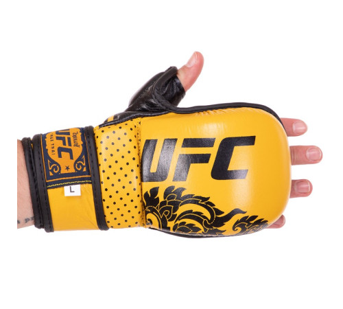Перчатки Крабы спаринговые для MMA TRUE THAI UCF S-XL цвета в ассортименте