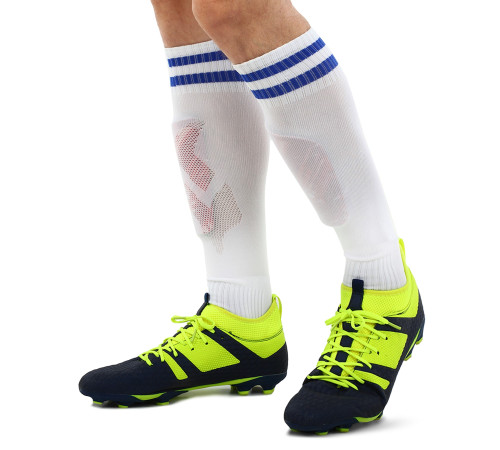 Щитки футбольні KELME S-M червоний